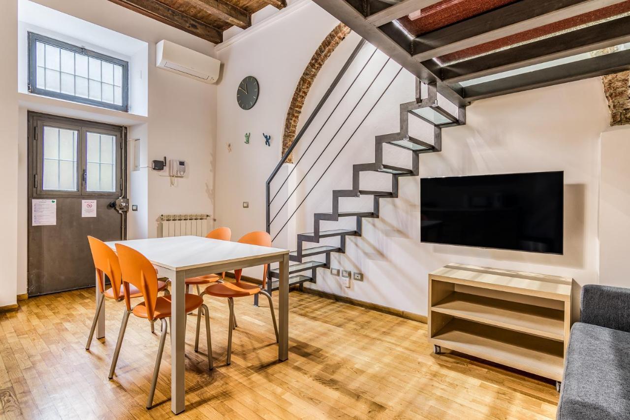 Ferrari Apartment Milano Eksteriør billede